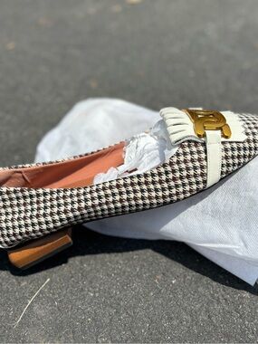 Women's Houndstooth Fringe Loafer with Gold Accent - Cream/Black